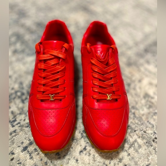 Louis Vuitton x SUPREME Red Sneakers - Picture 3 of 7